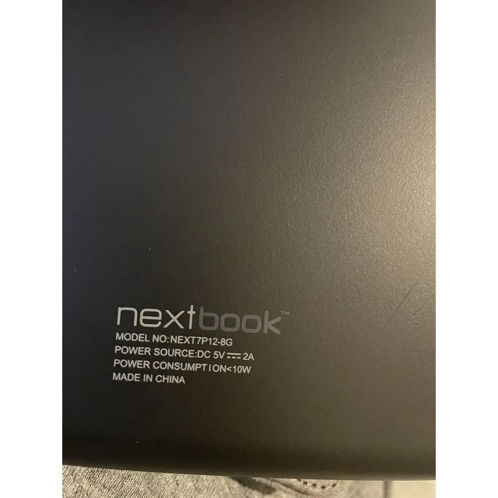 Nextbook Tablet Next7p12-8g With Purple Case-(Tested Works)